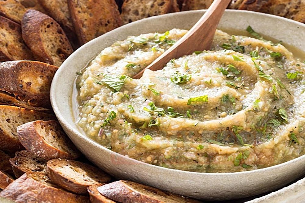 Salata de vinete cu rosii - 200/50 gr.