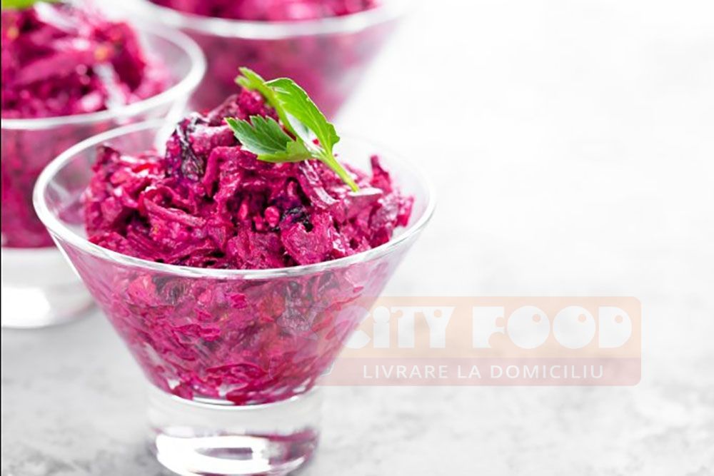Salata de sfecla rosie cu hrean