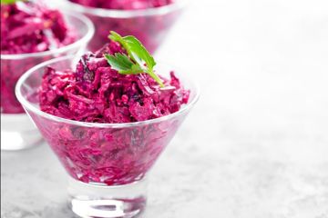 Salata de sfecla rosie cu hrean